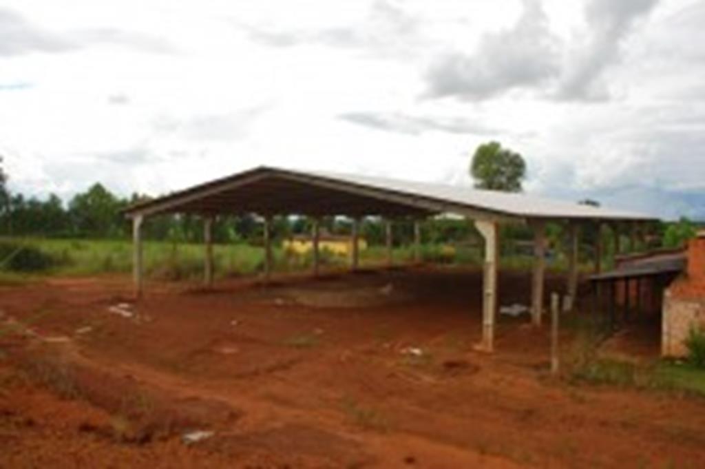 Construção de barracão multiuso no Assentamento 28 de Outubro Recursos: Governo Estadual Valor: R$ 65.343,00