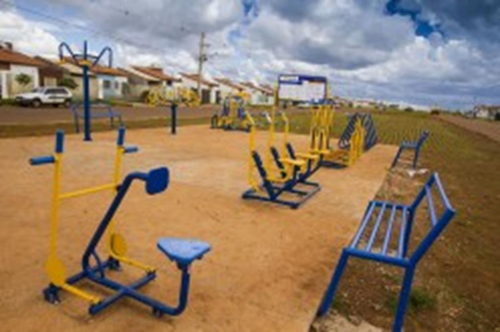 Prefeitura instala academia ao ar livre no Jardim América