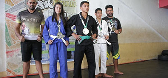 Atletas do Jiu-jitsu de Campo Verde embarcam para mundial em São Paulo