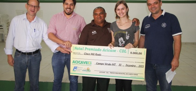 ACICAVE e CDL entregam prêmio de R$ 25 mil da Campanha Show de Prêmio