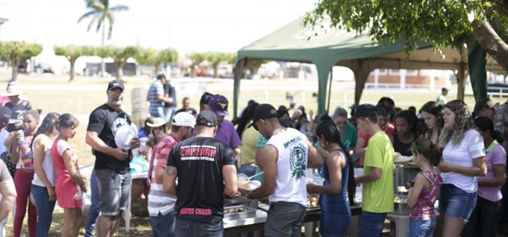 Administração Municipal oferece almoço a servidores que trabalharam durante a Expoverde