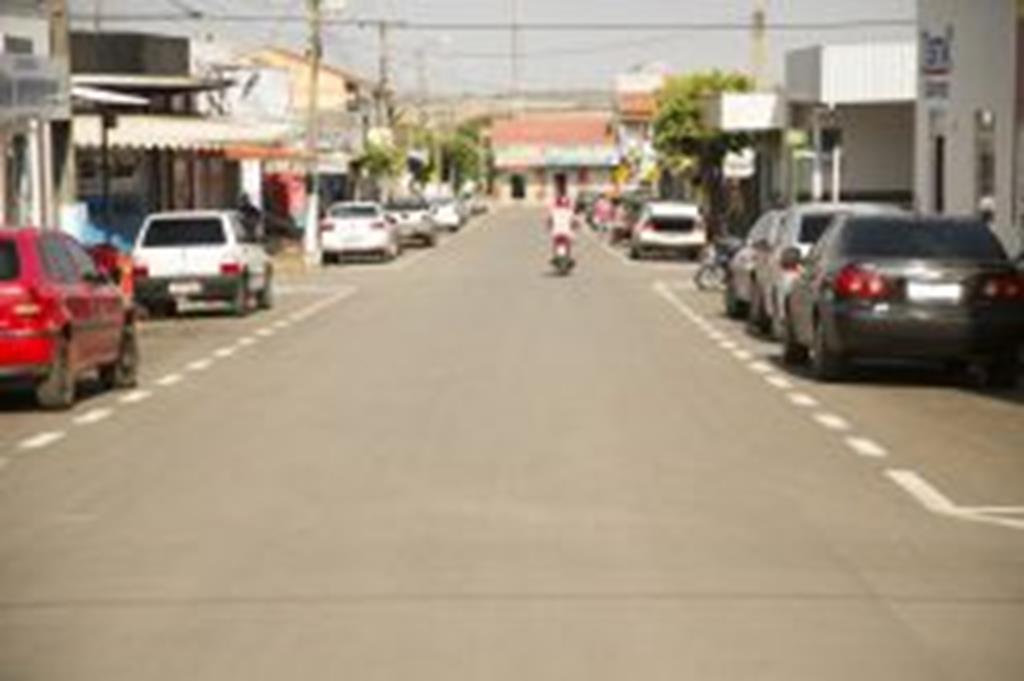 Prefeitura investe na sinalização de avenidas