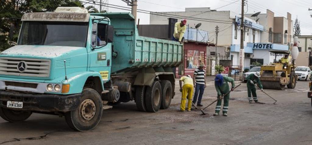 SMOV inicia operação tapa-buraco na área urbana