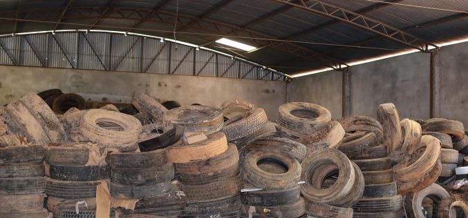 Sem espaço em barracão, SEDAM suspende recebimento de pneus velhos