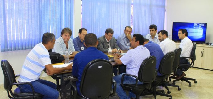 Lideranças e moradores solicitam do DNIT construção de rotatória na César Lima