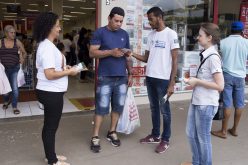 Procon e Condecon de Campo Verde fazem campanha de conscientização junto ao comércio local