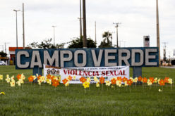 CREAS usa flores de papel para chamar a atenção contra a violência sexual infanto-juvenil