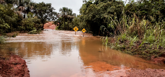Chuvas danificam estradas, aterros e pontes na região rural de Campo Verde